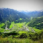 Chalet Schindeler *